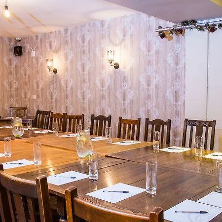 ホテル ザ デューク オブ エディンバラ ＆ バー バロー・イン・ファーネス