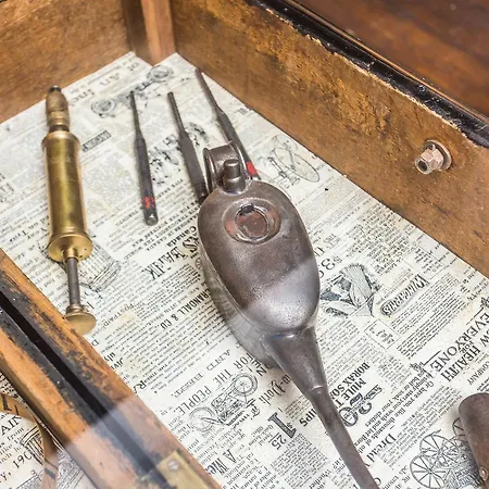 ザ デューク オブ エディンバラ ＆ バー 4*