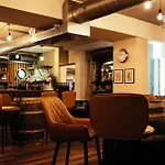 The Duke Of Edinburgh & Bar Hotel