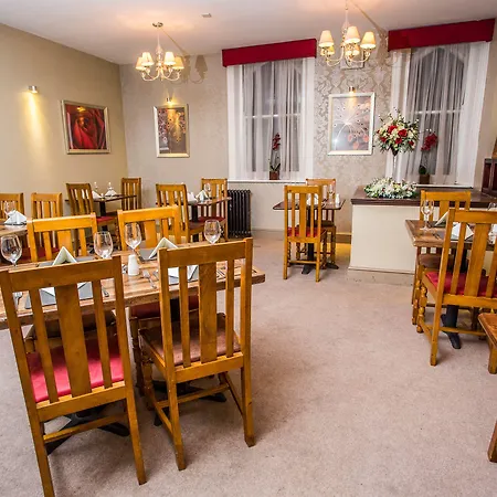 Hotel The Duke Of Edinburgh & Bar 4*
