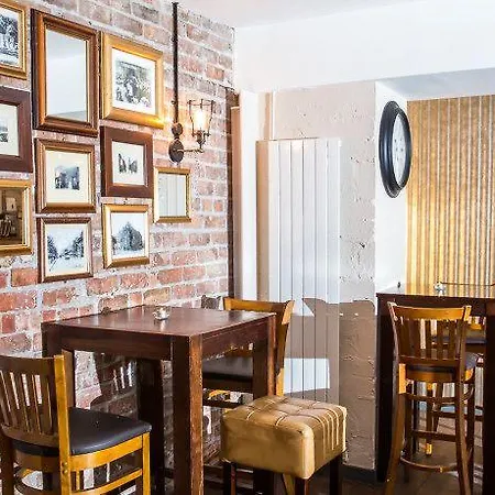 Hotel The Duke Of Edinburgh & Bar Barrow-in-Furness