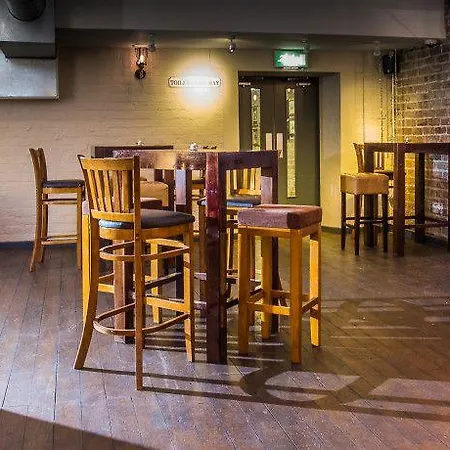 Hotel The Duke Of Edinburgh & Bar