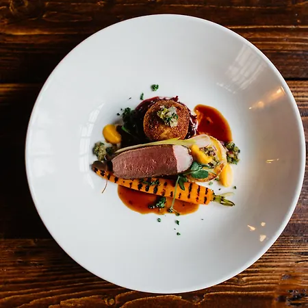 The Duke Of Edinburgh & Bar Hotel 4*