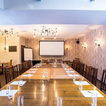 Hotel The Duke Of Edinburgh & Bar