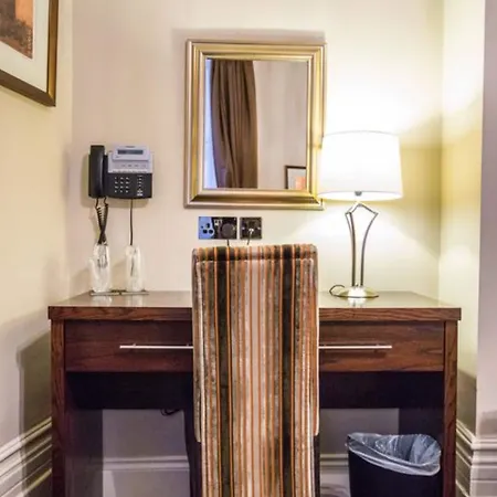 Hotel The Duke Of Edinburgh & Bar 4*