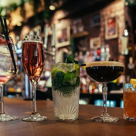 The Duke Of Edinburgh & Bar Hotel