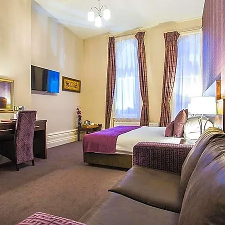 The Duke Of Edinburgh & Bar Hotel