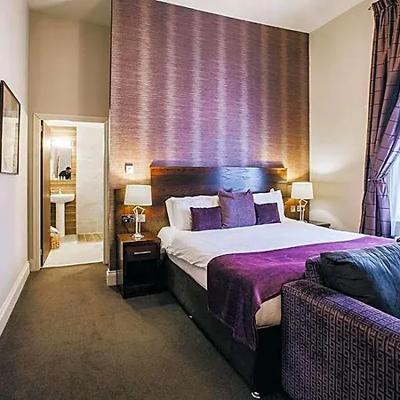 Hotel The Duke Of Edinburgh & Bar 4*