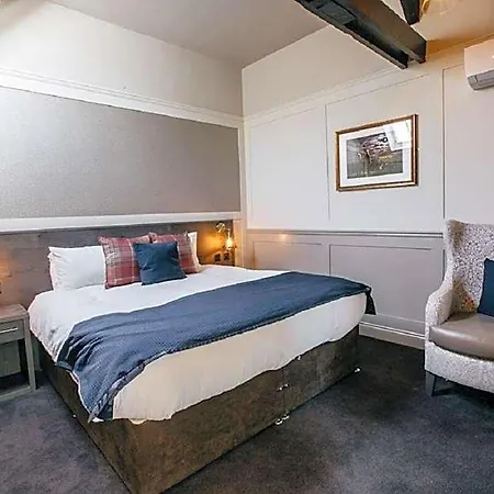 The Duke Of Edinburgh & Bar Hotel