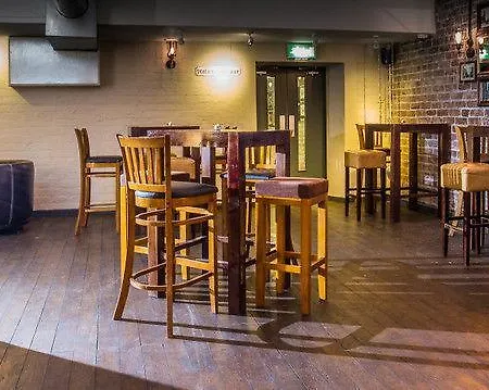 Hotel The Duke Of Edinburgh & Bar Barrow-in-Furness