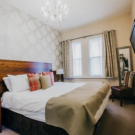 The Duke Of Edinburgh & Bar Hotel